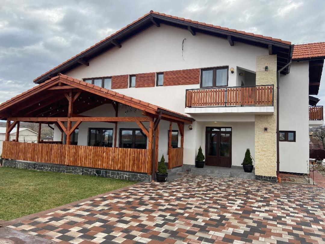 Pensiunea Eden Copăceni Zewnętrze zdjęcie